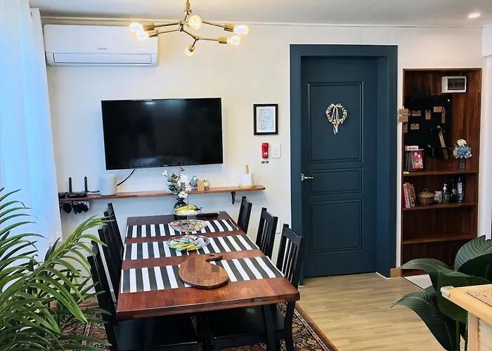 Villa New, 10 Minutes To Hongdae, 3 Minutes To Airport Bus, River, And Hapjeong Station, Myeongdong, Gyeongbokgung Palace, Seongsu, Yg, And Mangwon Market, Luggage Storage, Free Parking