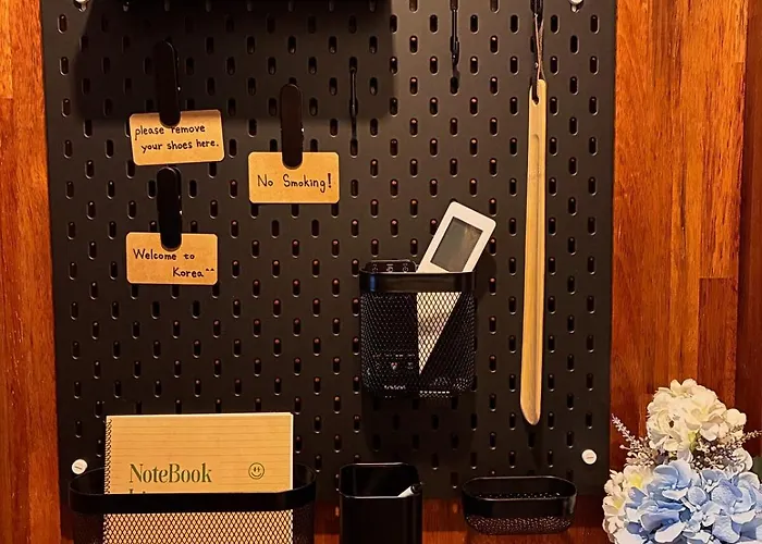 Villa New, 10 Minutes To Hongdae, 3 Minutes To Airport Bus, River, And Hapjeong Station, Myeongdong, Gyeongbokgung Palace, Seongsu, Yg, And Mangwon Market, Luggage Storage, Free Parking *